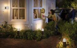 Philips Hue Outdoor Lucca Pullert, Antrasitt -Lightup Butikk Philips Hue Outdoor Lucca pullert antrasitt Utebelysning pullert Philips Hue 915005561401 6