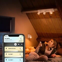 Philips Hue Runnner 1 Spot M/fjernkontroll White Ambiance -Lightup Butikk Philips Hue Runnner 1 spot mfjernkontroll White Ambiance Taklamper Philips Hue 929003045901 8