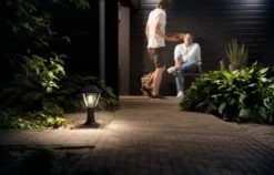 Philips MyGarden Alpenglow Portstolpe Utendørs IP44 - Svart -Lightup Butikk Philips myGarden Alpenglow portstolpe utendors IP44 Svart Utebelysning portstolpe Philips 915005382201 3
