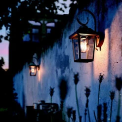 Philips MyGarden Buzzard Vegglampe, Svart -Lightup Butikk Philips myGarden Buzzard vegglampe Svart Utebelysning vegg klassisk Philips 915005309001 4