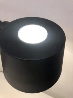 Pionex Gulvlampe - Svart/Gullfarget -Lightup Butikk Pionex gulvlampe SvartGullfarget Gulvlamper NorDesign 378543105 3