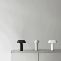 Normann Copenhagen Porta Bordlampe - Svart -Lightup Butikk Porta bordlampe Svart Bordlamper Normann Copenhagen 510110 5