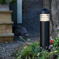Markslöjd Pullert 6w 60 Cm - Garden 24 - Svart -Lightup Butikk Pullert 6w 60 cm Garden 24 Svart Utebelysning Garden 24 Markslojd Mrk 106933 3