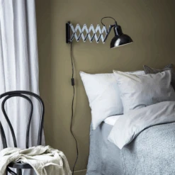 Markslöjd Riggs Vegglampe