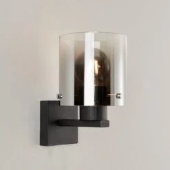 Roxy Vegglampe - Svart/Røykfarget -Lightup Butikk Roxy vegglampe SvartRoykfarget Vegglamper Ms belysning 9400406721 2