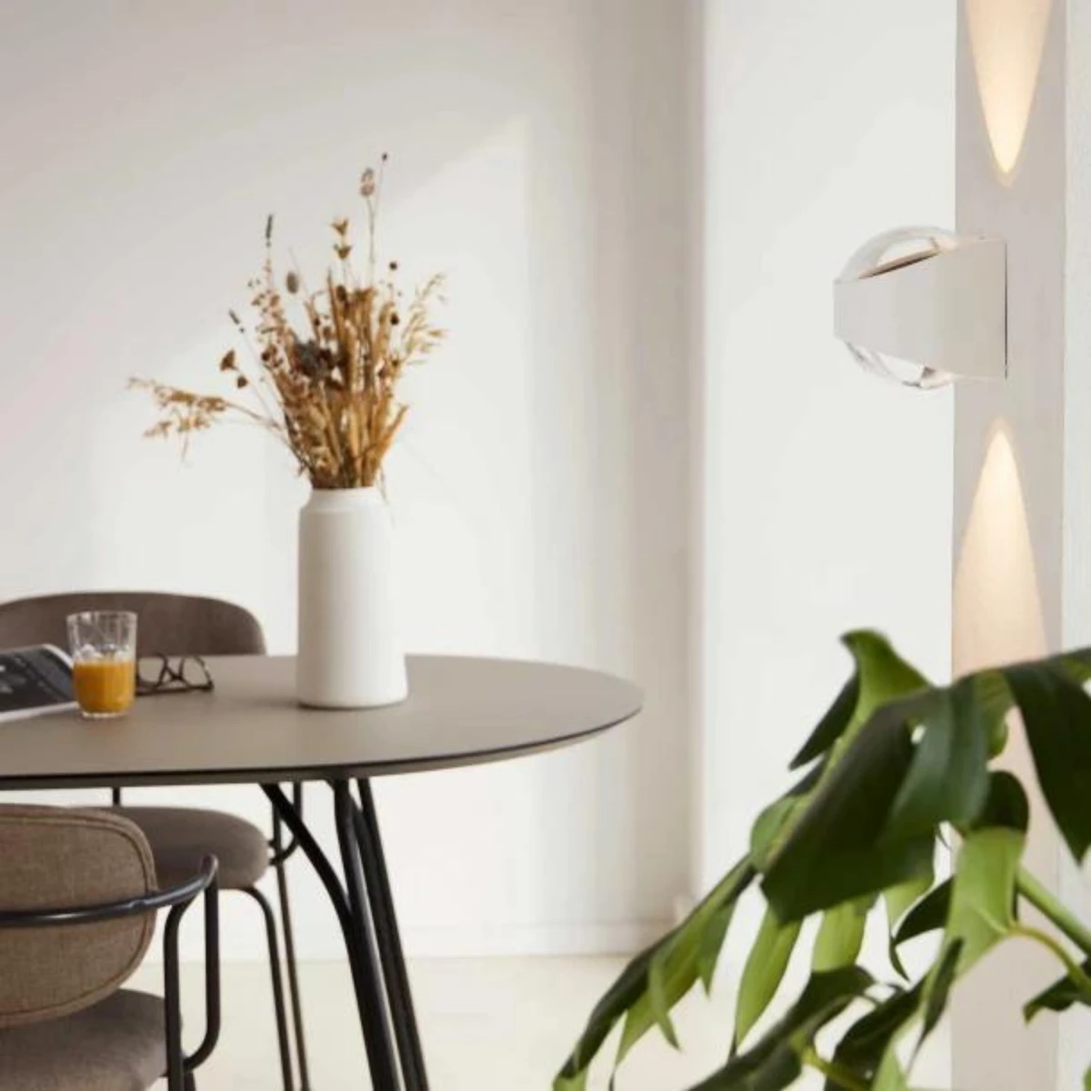 Saga Vegglampe IP65 12W 3000K - Hvit 6 Saga Vegglampe IP65 12W 3000K - Hvit - Bilde 4