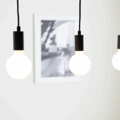 Markslöjd Sky Pendel Rett 3 Lys - Svart - Svart 8 Markslöjd Sky Pendel Rett 3 Lys - Svart - Svart -Lightup Butikk Sky pendel rett 3 lys Svart Svart Takpendler Markslojd Mrk 106336 3