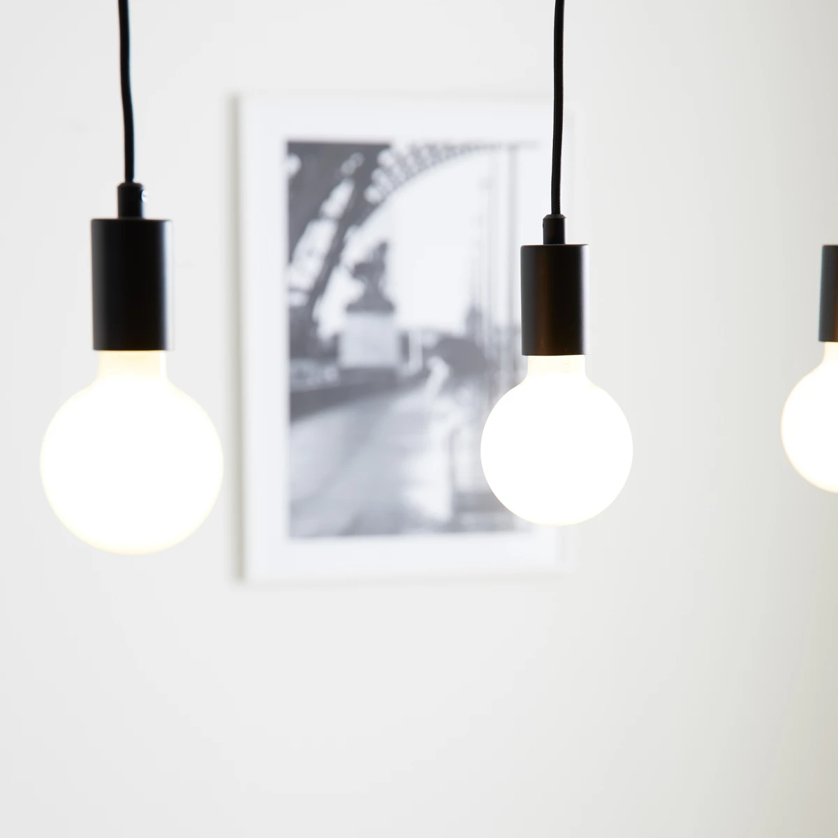 Markslöjd Sky Pendel Rett 3 Lys - Svart - Svart 5 Markslöjd Sky Pendel Rett 3 Lys - Svart - Svart - Bilde 3