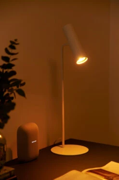 Nordlux Smartpære GU10 Colour 2200-6500 Kelvin 380 Lumen 4,7W - 3 Pakning -Lightup Butikk Smartpaere GU10 Colour 2200 6500 Kelvin 380 Lumen 47W 3 pakning LED paere GU10 Nordlux 2270061000 5