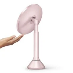 Simplehuman Sminkespeil Med Lys, Sensor Og Oppladbart 20cm - Rosa -Lightup Butikk Sminkespeil med lys sensor og oppladbart 20cm Rosa Baderomsbelysning sminkespeil Simplehuman ST3029 4