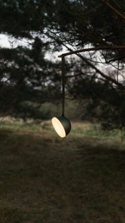 New Works Sphere Adventure Light - Deep Green -Lightup Butikk Sphere Adventure Light Deep Green Bordlamper New Works Nes 21612 3