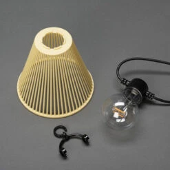 Konstsmide Startsett Lysslynge 10 Lys Med Gule Skjermer - Amber -Lightup Butikk Startsett Lysslynge 10 lys med gule skjermer Amber Utebelysning Lysslynge Konstsmide 2333 830 7