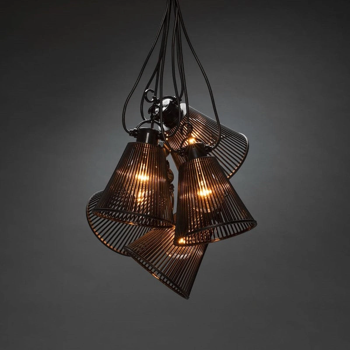 Konstsmide Startsett Lysslynge 10 Lys Med Svarte Skjermer - Amber 4 Konstsmide Startsett Lysslynge 10 Lys Med Svarte Skjermer - Amber - Bilde 2