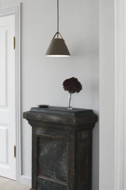 Strap 27 Takpendel - Beige -Lightup Butikk Strap 27 takpendel Beige Takpendler DFTP 84333009 3