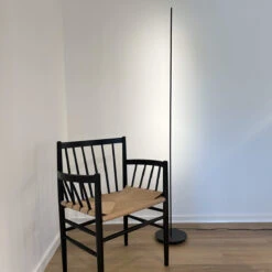 String Gulvlampe 17W 3000 Kelvin