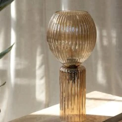 Markslöjd Toulipa Bordlampe