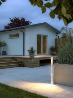 Konstsmide Udine Pullert Utendørs 97 Cm 12W 3000K IP65 - Hvit 8 Konstsmide Udine Pullert Utendørs 97 Cm 12W 3000K IP65 - Hvit -Lightup Butikk Udine pullert utendors 97 cm 12W 3000K IP65 Hvit Utebelysning pullert Konstsmide 7537 250 3