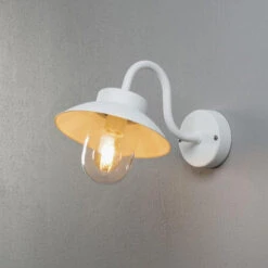 Konstsmide Vega Vegglampe Mini - Hvit -Lightup Butikk Vega vegglampe mini Hvit Utebelysning vegg klassisk Konstsmide 417 250 3