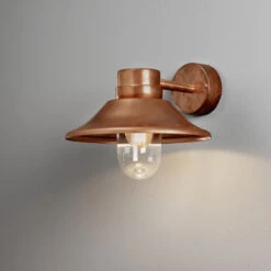 Konstsmide Vega Vegglampe Utendørs IP54 - Kobber -Lightup Butikk Vega vegglampe utendors IP54 Kobber Utebelysning vegg klassisk Konstsmide 428 900 3