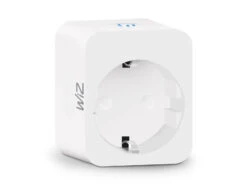 WiZ Smartplug M/strømmåler