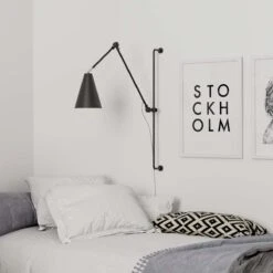 By Rydens Yukon Vegglampe Lang - Matt Svart