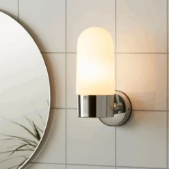 Markslöjd Zen Vegglampe IP44 - Krom/opalhvit - Krom / Opal